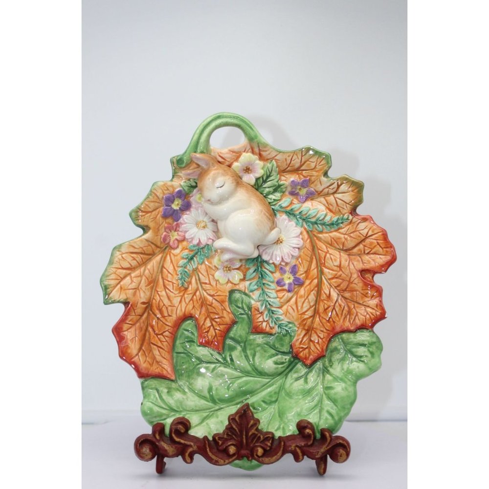 Fitz & Floyd - Classic Woodland Spring Bunny Sleeping On Leaf Shaped Candy Dish